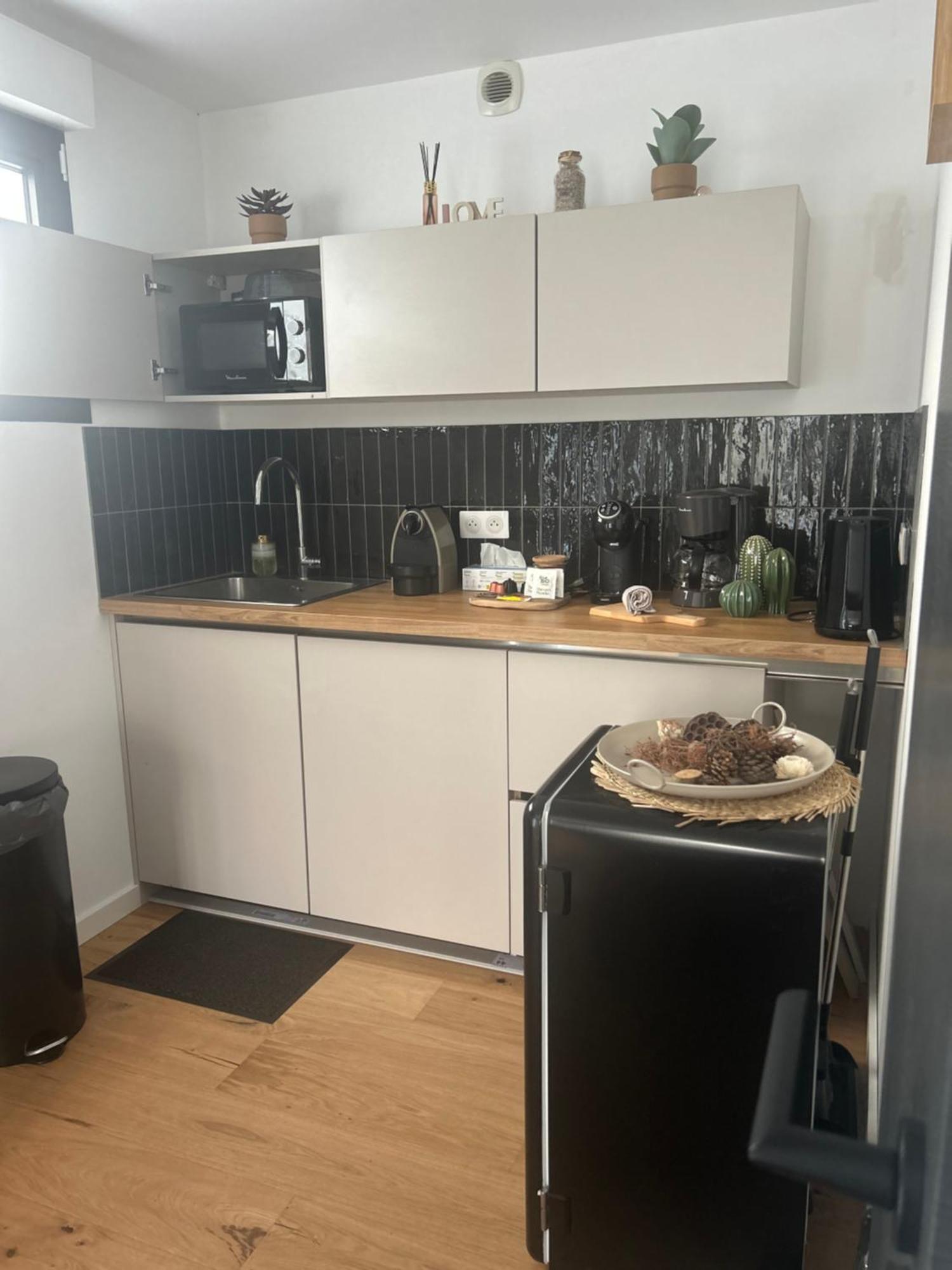 Studio Prestige Avec Terrasse Le Chene Dore Au Coeur Du Centre Touristique Cite Des Loisirs 200 M Du Galaxie,Face Au Snowworld Parking Gratuit Privatif Amnéville Esterno foto